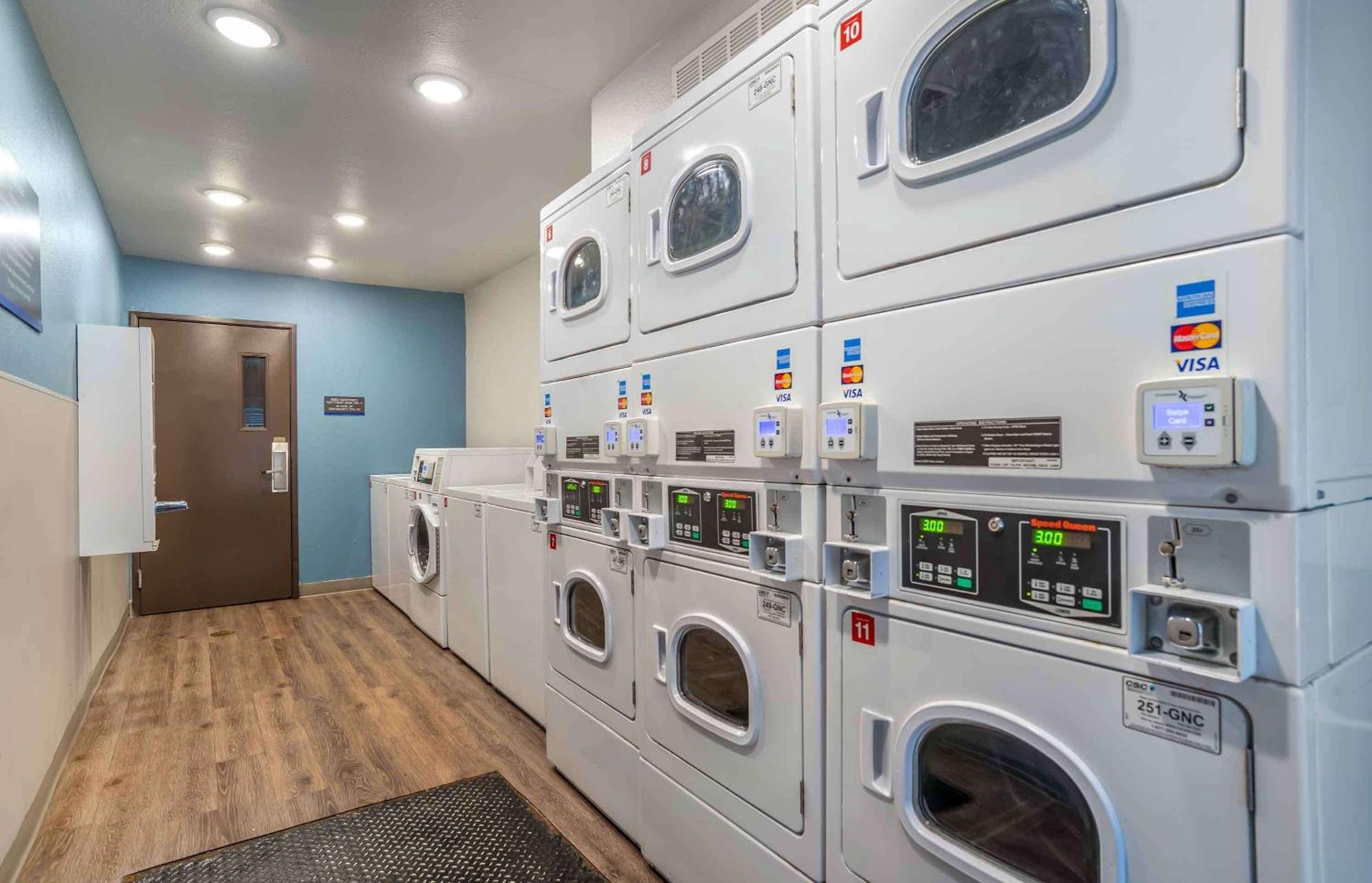 Extended Stay America Select Suites - Jackson - South Byram Eksteriør bilde