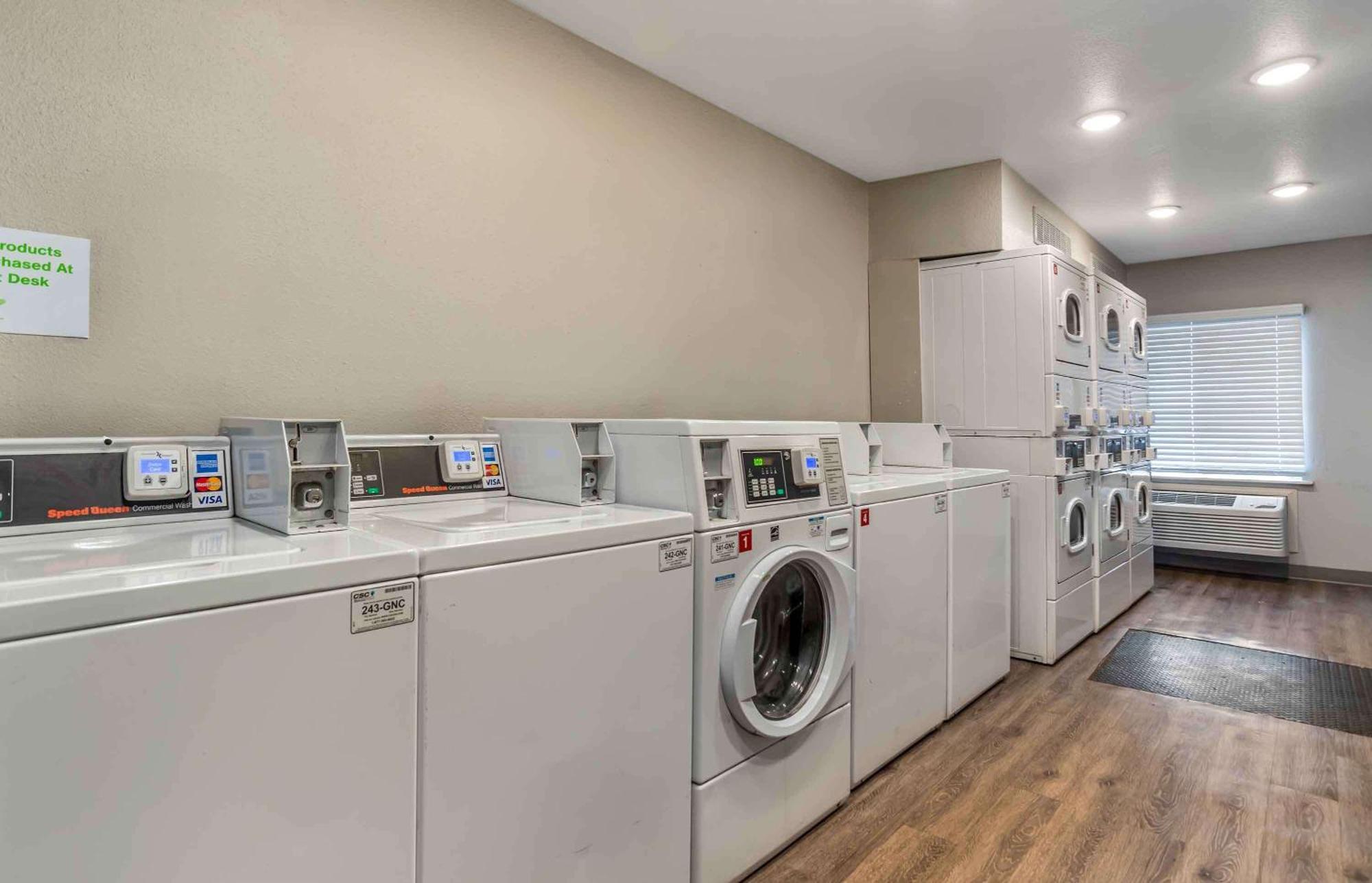 Extended Stay America Select Suites - Jackson - South Byram Eksteriør bilde